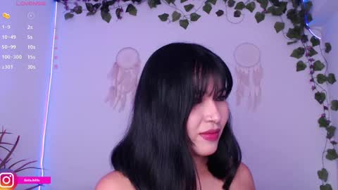 Snapshot of bellabills chatting on February 2025 09:36:02 PM Bella online show from February 2025 09:36:02 PM