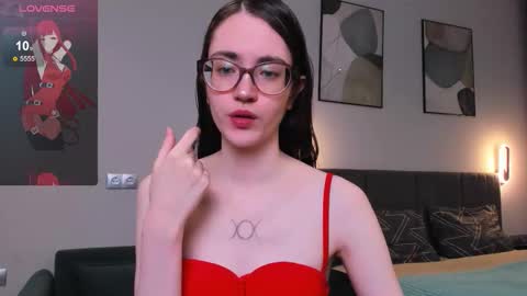 BellaCatLovesMeat online show from October 2025 06:52:02 PM