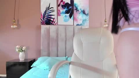 Bella Clair online show from March 2025 05:16:02 PM