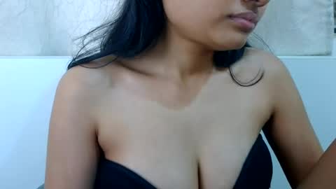 Snapshot of bellacrystall chatting on July 2026 10:28:02 AM bellacrystall online show from July 2026 10:28:02 AM