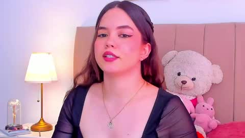 Snapshot of bellafontana chatting on May 2026 06:05:01 PM BellaFontana online show from May 2026 06:05:01 PM