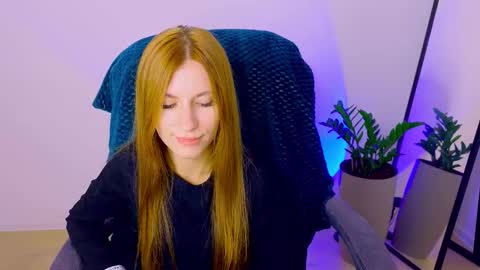 BellaFoxi online show from September 2025 04:29:02 PM