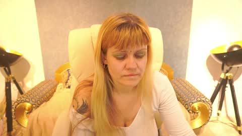 Snapshot of bellalapetit chatting on May 2026 04:07:02 AM Bella online show from May 2026 04:07:02 AM