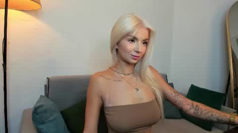 Snapshot of bellamur_ chatting on July 2026 07:34:01 AM Bella online show from July 2026 07:34:01 AM