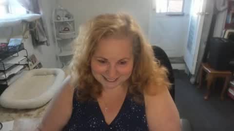 Bellavoca online show from October 2025 06:17:02 PM