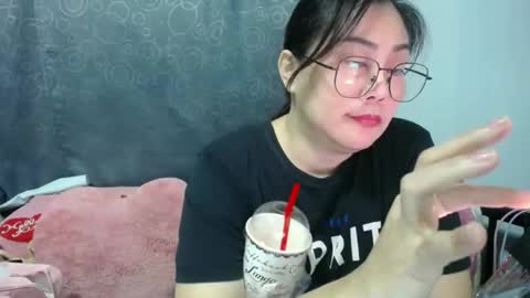 Snapshot of bellbabe chatting on October 2025 08:34:02 AM Bella online show from October 2025 08:34:02 AM