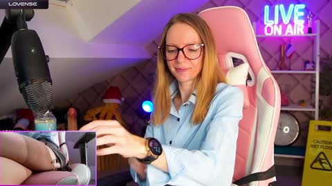 Snapshot of belle_alice chatting on January 2025 10:48:01 AM Alice online show from January 2025 10:48:01 AM