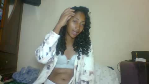 Snapshot of belle_annah chatting on May 2026 03:01:01 AM belle_annah online show from May 2026 03:01:01 AM