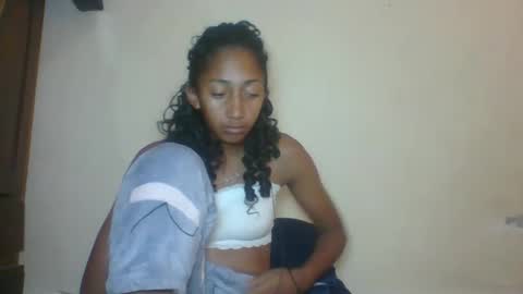 Snapshot of belle_annah chatting on May 2026 04:09:02 AM belle_annah online show from May 2026 04:09:02 AM