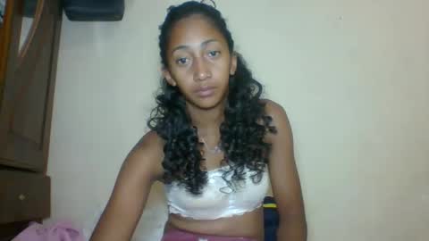 Snapshot of belle_annah chatting on May 2026 01:36:01 AM belle_annah online show from May 2026 01:36:01 AM