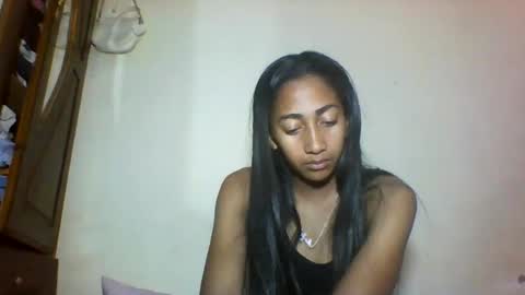 Snapshot of belle_annah chatting on July 2026 04:03:01 PM belle_annah online show from July 2026 04:03:01 PM