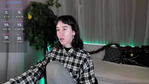 Bella online show from December 2024 10:22:02 AM