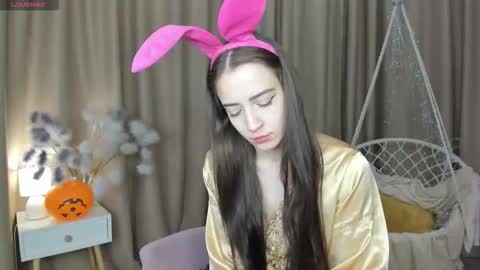 Belle online show from October 2025 04:24:02 AM