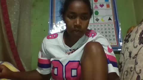 Snapshot of bellemiahxx chatting on February 2026 04:54:01 AM bellemiahXx online show from February 2026 04:54:01 AM