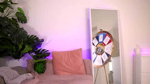 Belle online show from February 2026 04:11:01 AM