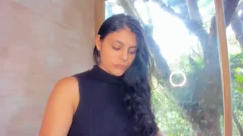 bellezacosmica online show from April 2026 09:09:02 PM