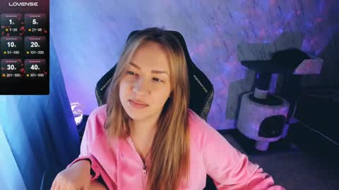 Your Annabelle Wolf  online show from December 2024 10:47:01 AM