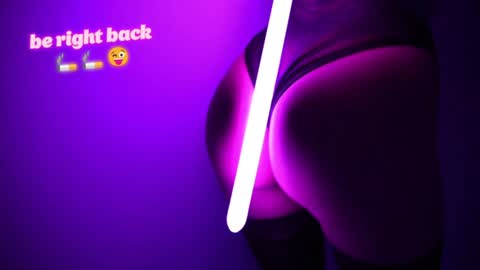 Your Annabelle Wolf  online show from January 2025 02:26:01 PM