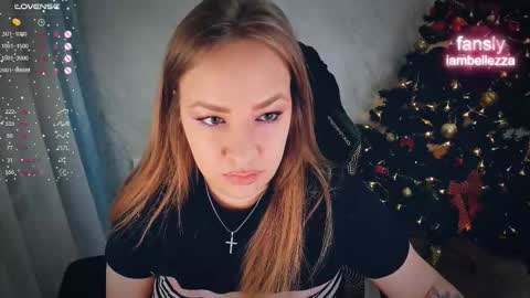 Your Annabelle Wolf  online show from December 2025 01:06:01 PM