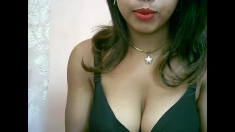 Snapshot of bellibellah chatting on May 2026 07:57:02 AM BelliBellah online show from May 2026 07:57:02 AM