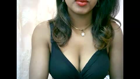 Snapshot of bellibellah chatting on May 2026 07:36:02 AM BelliBellah online show from May 2026 07:36:02 AM