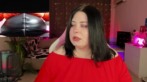 Snapshot of bellybooxo chatting on October 2025 06:27:01 PM LinaBoo online show from October 2025 06:27:01 PM