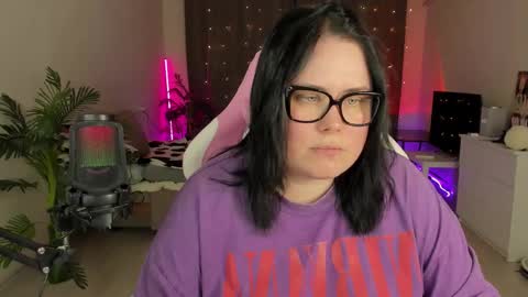 Snapshot of bellybooxo chatting on October 2025 05:45:01 PM LinaBoo online show from October 2025 05:45:01 PM