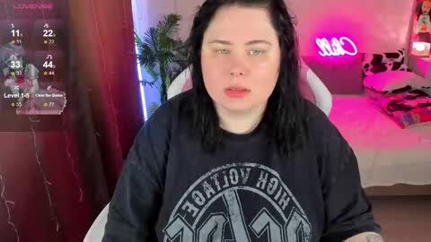 Snapshot of bellybooxo chatting on November 2025 01:00:01 PM LinaBoo online show from November 2025 01:00:01 PM