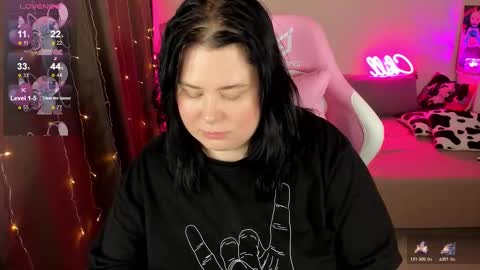 Snapshot of bellybooxo chatting on November 2025 05:52:01 PM LinaBoo online show from November 2025 05:52:01 PM