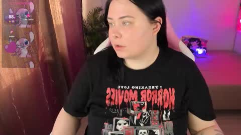 Snapshot of bellybooxo chatting on November 2025 06:24:01 AM LinaBoo online show from November 2025 06:24:01 AM