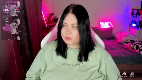 Snapshot of bellybooxo chatting on November 2025 06:52:01 PM LinaBoo online show from November 2025 06:52:01 PM