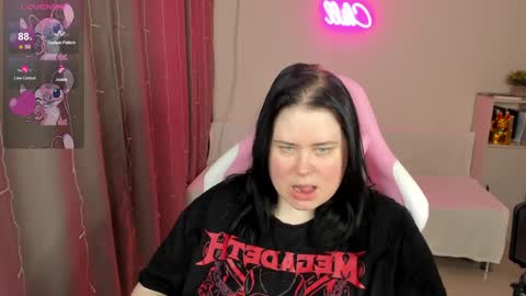 LinaBoo online show from April 2026 07:02:01 AM