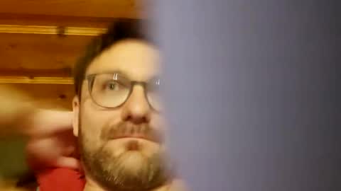 Snapshot of ben00189 chatting on February 2025 09:52:02 PM ben00189 online show from February 2025 09:52:02 PM