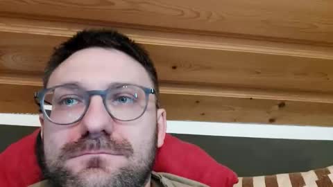 Snapshot of ben00189 chatting on November 2025 01:17:02 PM ben00189 online show from November 2025 01:17:02 PM