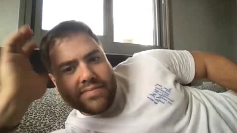 Snapshot of ben117 chatting on November 2025 09:37:01 AM ben117 online show from November 2025 09:37:01 AM