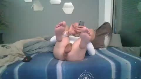 Snapshot of benbare13 chatting on February 2025 10:01:01 PM benbare13 online show from February 2025 10:01:01 PM