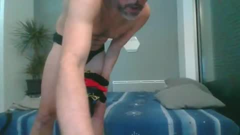 Snapshot of benbare13 chatting on February 2025 07:06:02 PM benbare13 online show from February 2025 07:06:02 PM