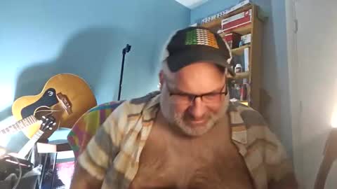 Snapshot of bendavewill chatting on November 2025 12:47:01 AM Bendavewill online show from November 2025 12:47:01 AM