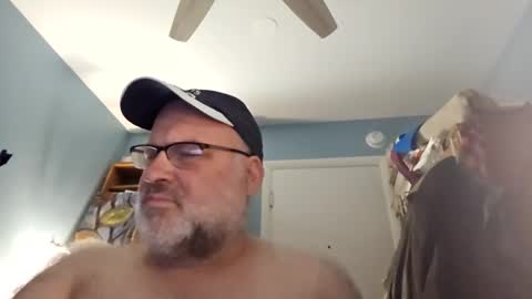 Snapshot of bendavewill chatting on December 2025 10:24:02 AM Bendavewill online show from December 2025 10:24:02 AM