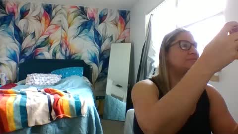 Becky online show from February 2025 04:00:01 PM