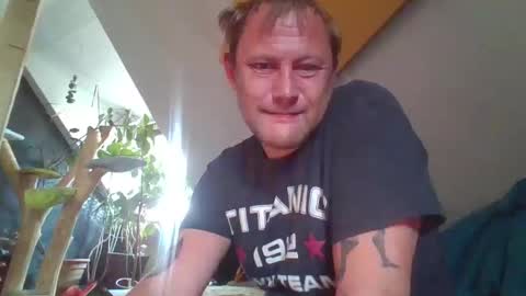 Snapshot of benizio_ chatting on June 2026 08:46:02 AM benizio online show from June 2026 08:46:02 AM