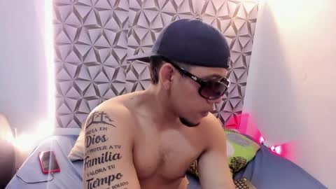 Snapshot of benjamin_lichx chatting on May 2026 02:53:01 AM Benjamin online show from May 2026 02:53:01 AM