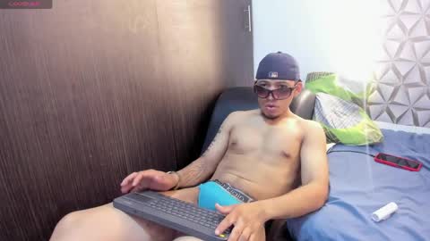 Snapshot of benjamin_lichx chatting on May 2026 08:11:01 AM Benjamin online show from May 2026 08:11:01 AM