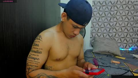 Snapshot of benjamin_lichx chatting on June 2026 03:28:01 PM Benjamin online show from June 2026 03:28:01 PM