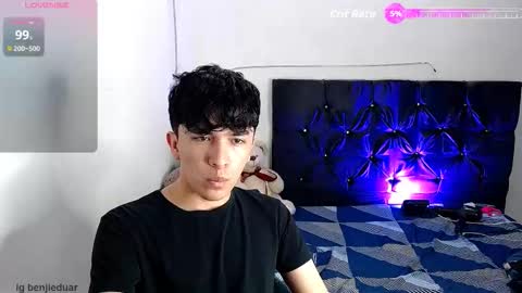 Benji Hoter online show from November 2025 10:41:02 PM