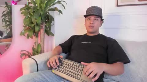 bennett_alejoo online show from September 2025 06:19:02 PM