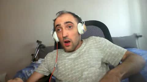 bentish online show from November 2025 07:52:02 AM