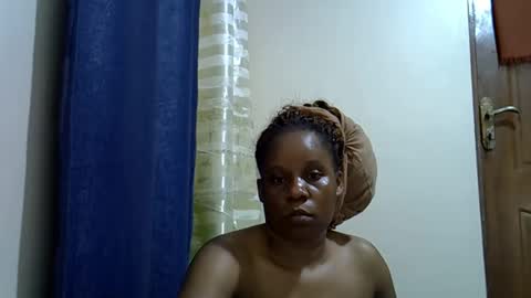 Snapshot of berbiestar chatting on May 2026 02:12:01 PM Crazybeibe online show from May 2026 02:12:01 PM