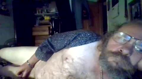 bergeeric1970 online show from October 2025 04:15:01 AM