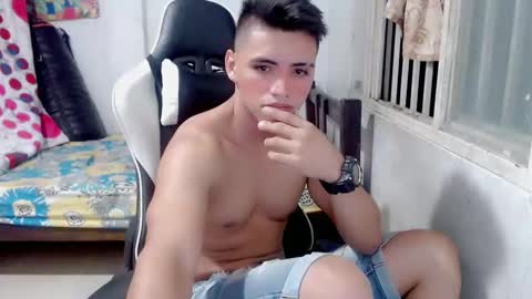 Snapshot of bergon30 chatting on January 2025 12:22:02 AM Bergon77 online show from January 2025 12:22:02 AM